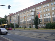 Fahnenbilder - Güntzstraße 28, Projekt im öffentlichen Stadtraum, Dresden, 2006